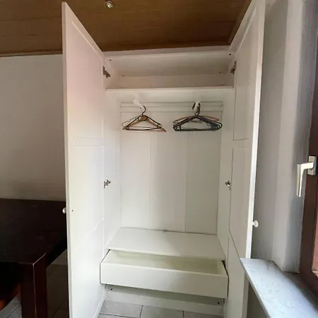 Gemuetliche Mit Wlan, Tv Und Parkplatz *