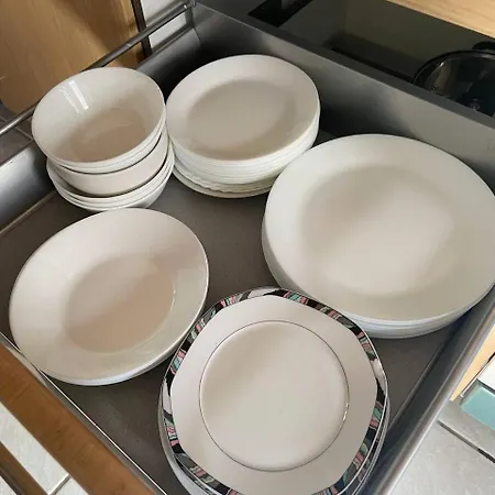 Gemuetliche Mit Wlan, Tv Und Parkplatz Apartmán